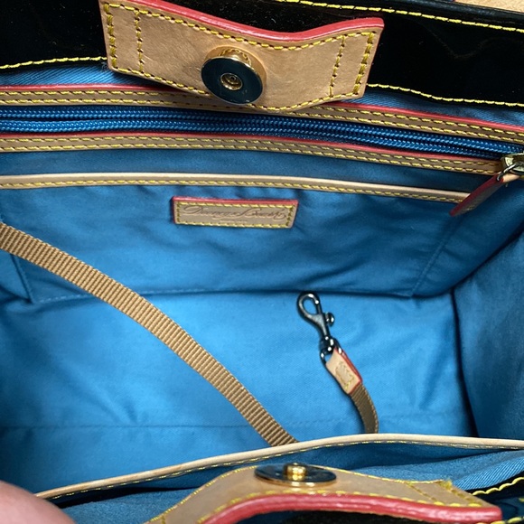 Dooney & Bourke Black Patent Leather Purse - Picture 12 of 16